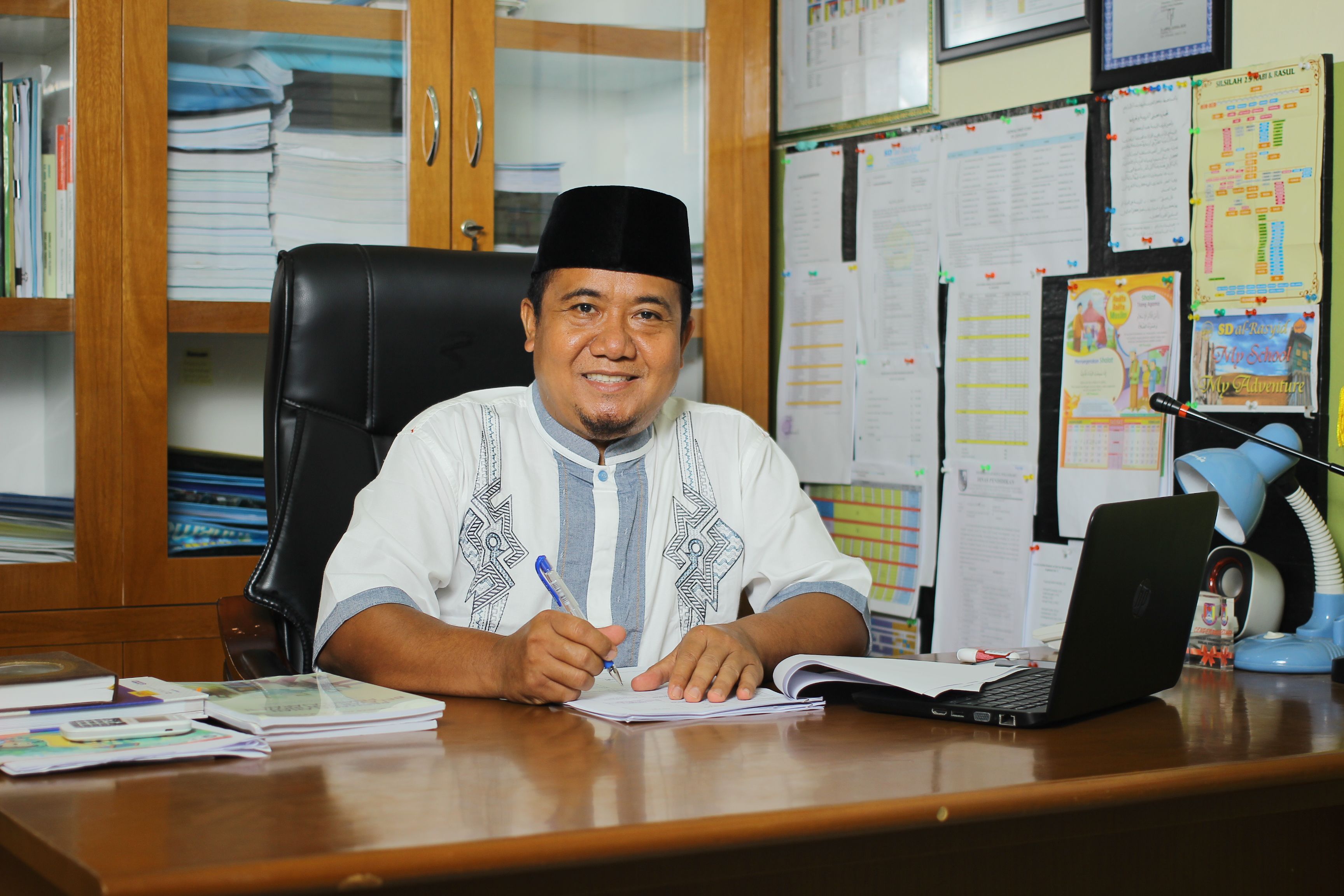 Hubungi Tim Sales Resmi IndoRoster