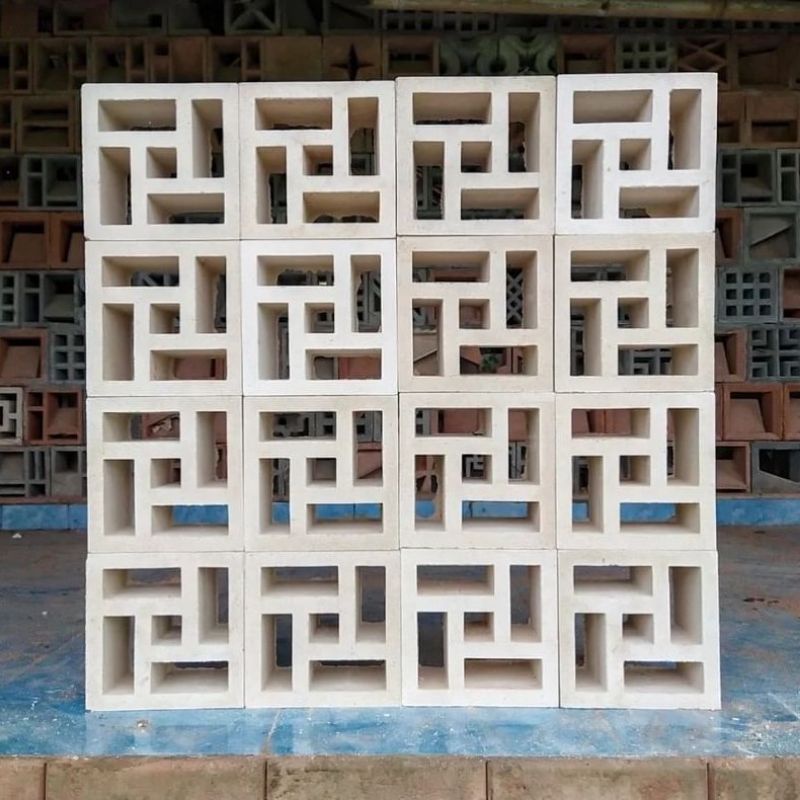 Roster Beton Minimalis Motif NRT (Satu Sisi) 20 x 20 x 10 cm