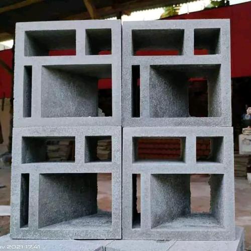 Roster Beton Minimalis Motif LB 4 (Satu Sisi) 20 x 20 x 10 cm